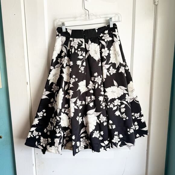 Eliza J Floral Pleated Circle Skirt Black Cream Wedding Guest Cocktail Size 2 - Picture 8 of 13